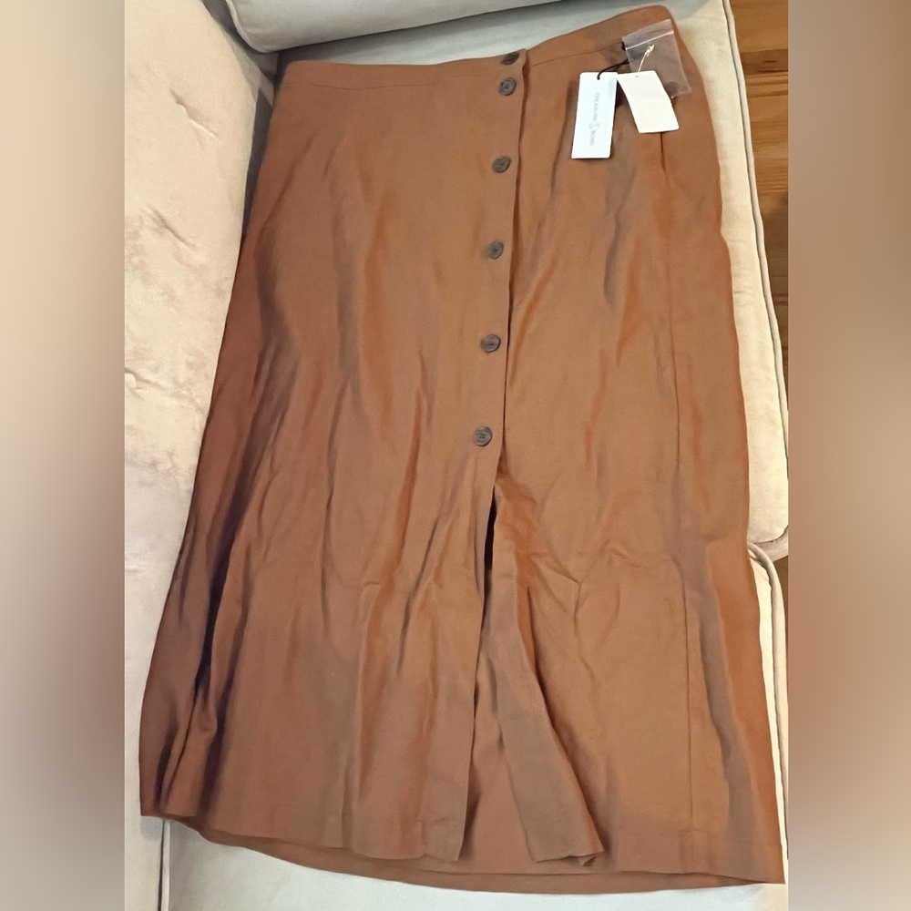 NWT Treasure & Bond Linen Blend Button-Front Skirt